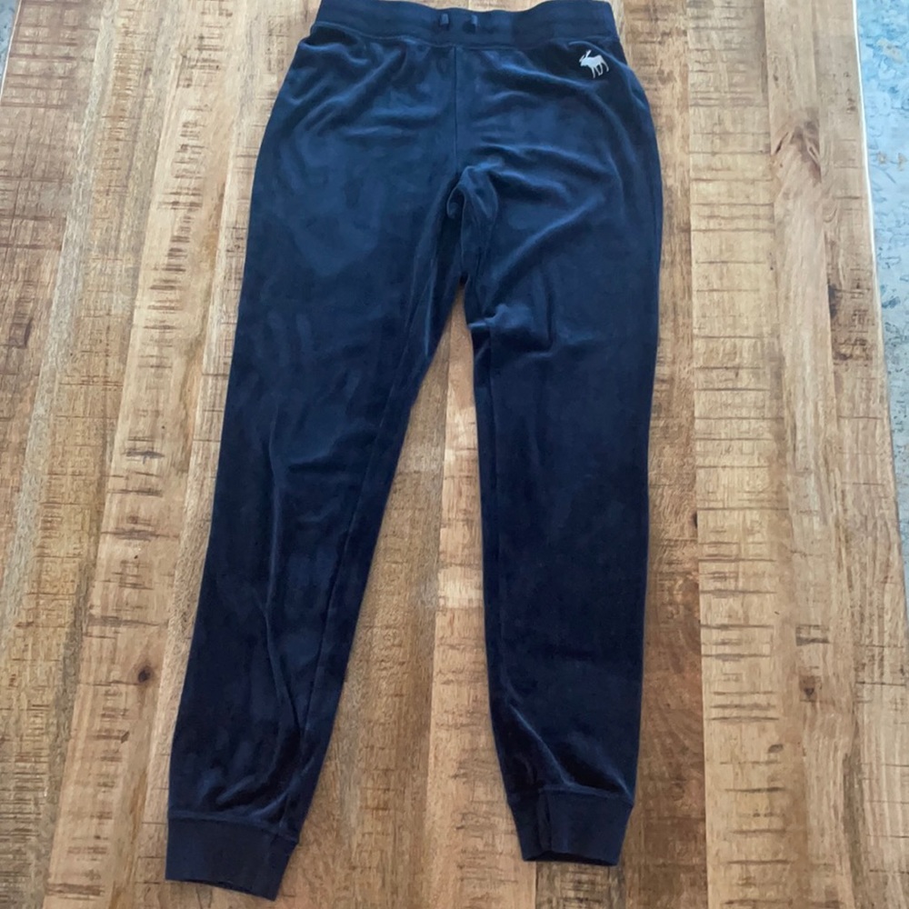 Abercrombie and Fitch Sweat Suit